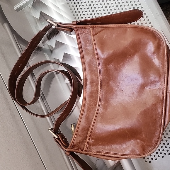 HOBO Handbags - HOBO Vintage Grunge Distressed Rich Brown 100% Genuine Leather Shoulder Bag